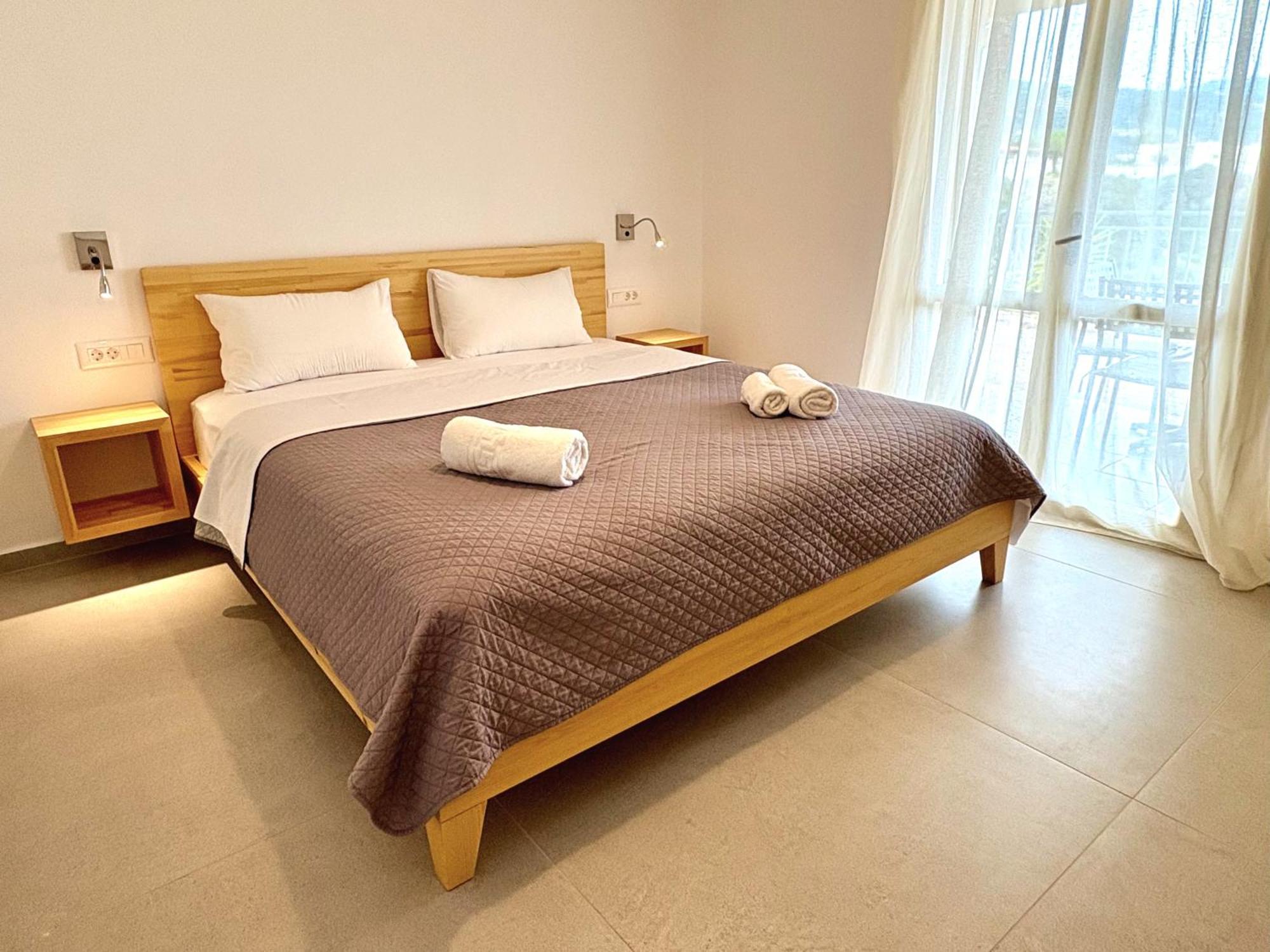 Sunset Rooms & Apartments Phalasarna Exterior foto